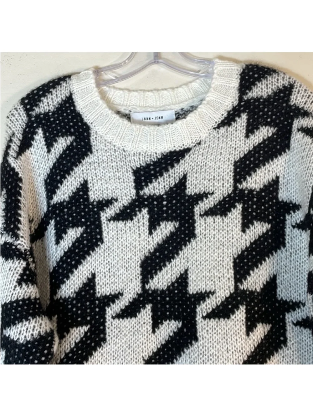 JOHN + JENN Rickey Houndstooth Crew Neck Sweater. Large. NWT. $135! - Picture 4 of 8